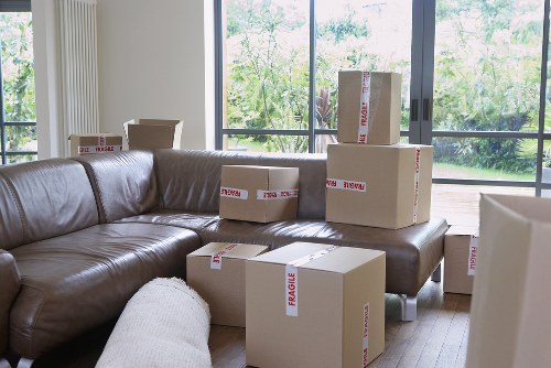 Moving van support for a Southall property move